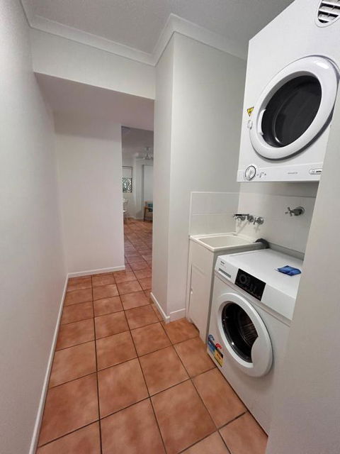 Mackay Seabreeze Apartments - Darwin Holiday 1