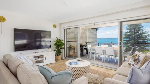Luxury Escape Sundeck Shoal Bay - Darwin Holiday 1