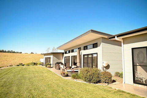 Luxury Modern Farm Stay Home In Southern Highlands - Darwin Holiday 1