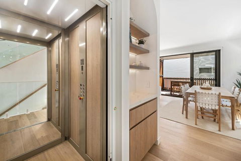 Luxury Retreat New Villa 17, Hastings St - Darwin Holiday 3