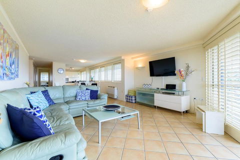 Main Beach Waterfront Apartment - Darwin Holiday 1