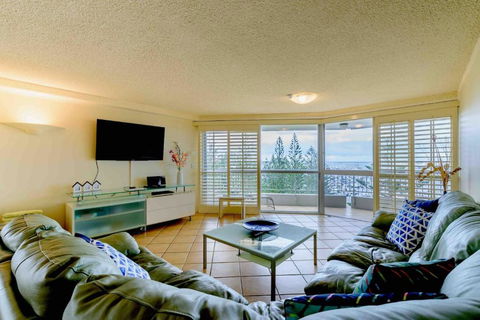 Main Beach Waterfront Apartment - Darwin Holiday 3