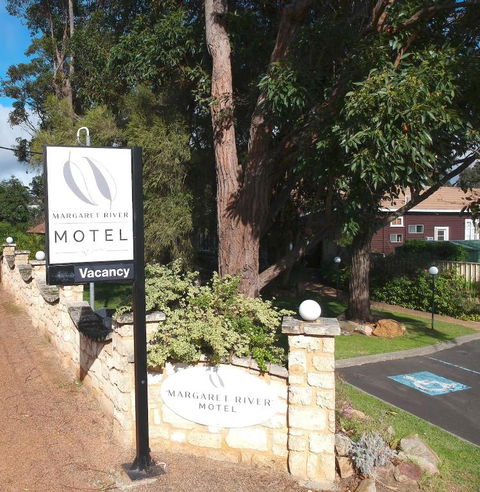 Margaret River Motel - Darwin Holiday 2
