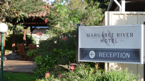 Margaret River Motel - Darwin Holiday 1