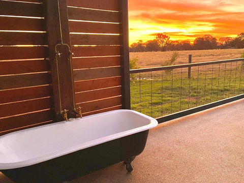 Maple Lane Farm Stay - Darwin Holiday 2