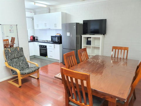 Maria Motel - Darwin Holiday 0