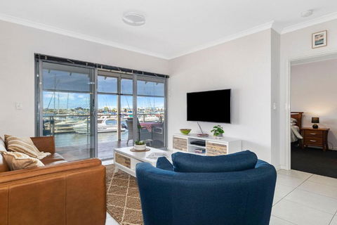 Marina View Port Geographe With WiFi - Darwin Holiday 1