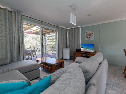Marine Drive 32 - Darwin Holiday 1
