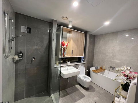 Mascot Accommodation - Darwin Holiday 2