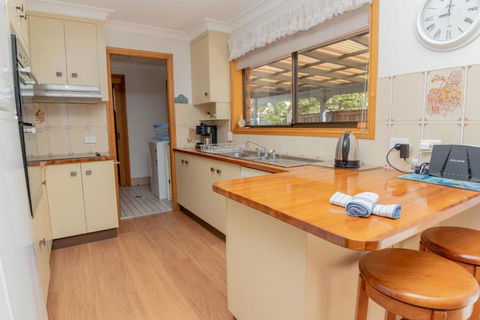 McKinnon On The Bay - Darwin Holiday 2