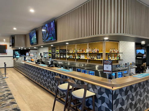 Meadowbrook Hotel Brisbane - Darwin Holiday 3