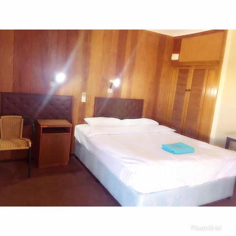 Meekatharra Hotel - Darwin Holiday 3