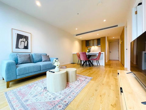 Mega Style Apartments Collins House - Darwin Holiday 2
