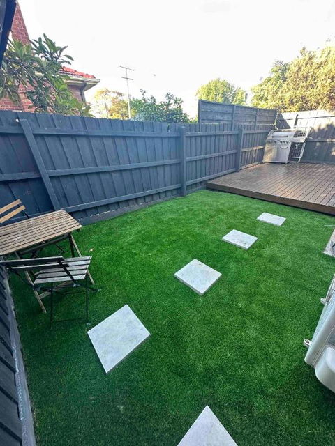 Melbourne Home Close To Airport & Train Station - Darwin Holiday 3