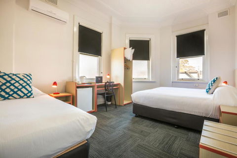 Melton Hotel Auburn - Darwin Holiday 3