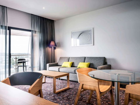 Mercure Sydney Liverpool - Darwin Holiday 1