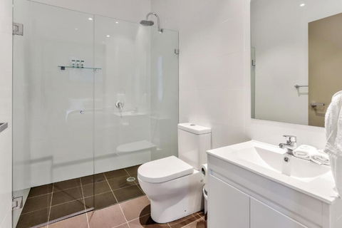 Meridian Hotel Hurstville - Darwin Holiday 2