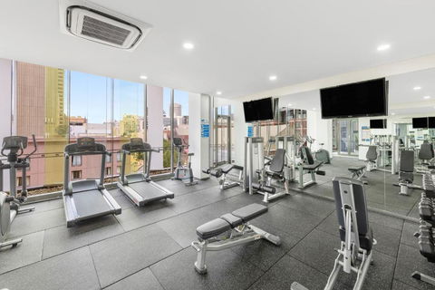 Meriton Suites Campbell Street, Sydney - Darwin Holiday 3
