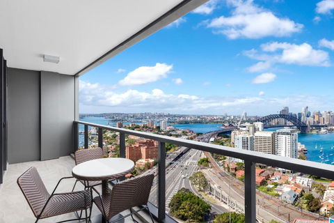 Meriton Suites North Sydney - Darwin Holiday 2