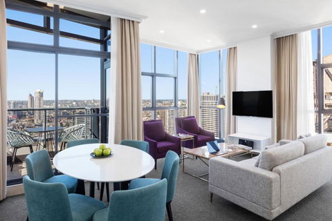 Meriton Suites Pitt Street, Sydney - Darwin Holiday 0