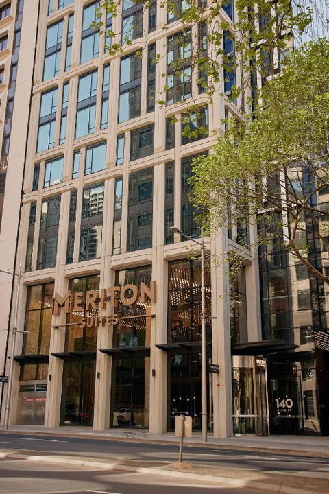 Meriton Suites Melbourne - Darwin Holiday 1