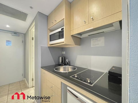 MetaWise Sydney CBD Haymarket King Studio - Darwin Holiday 3