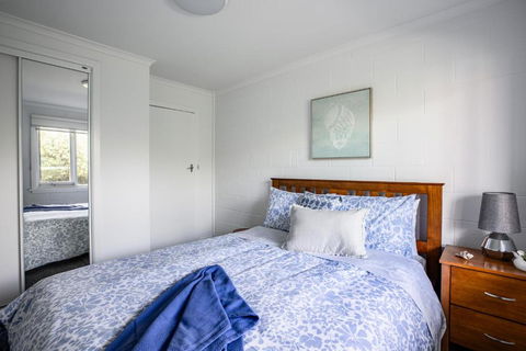 Metres From The Beach, Outdoor Area, Spacious - Darwin Holiday 1