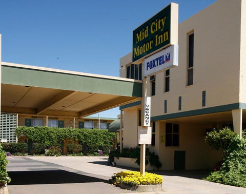 Mid City Motor Inn Queanbeyan - Darwin Holiday 2