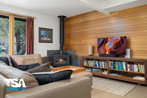 Milkwood 1 Chalet, Woodridge - Darwin Holiday 2