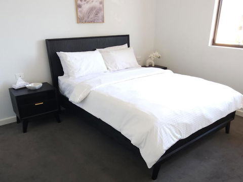 Merrylands Hidden Gem! One Bedroom Apartment - Darwin Holiday 2