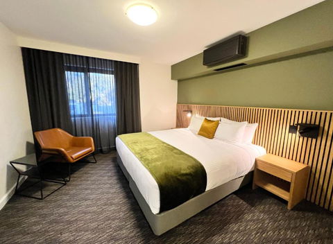 Mill Hotel Milperra Panania - Darwin Holiday 0
