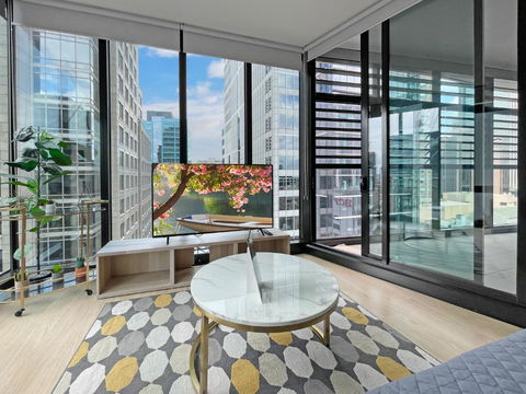 MetaWise Sydney CBD Luxury City View 2BED Apartment - Darwin Holiday 1