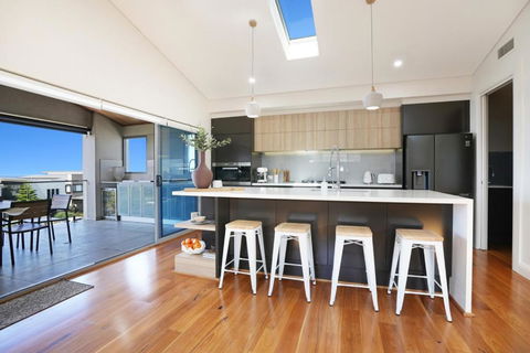 Modern Executive Ocean View Oasis Shell Cove Mansion 5 Minutes To Beach Sleeps 16 - Darwin Holiday 3
