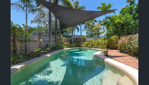 Modern 2 Bedroom Townhouse - Four Mile Beach Escapes - Darwin Holiday 3