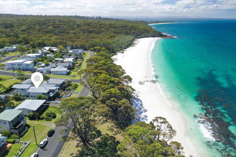 Mimosa Lodge - 250m To Chinamans Beach In Jervis Bay! - Darwin Holiday 0