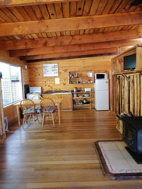 Minnow Cabins Lower Beulah - Darwin Holiday 2