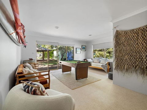 Mint Haus, Stylish Coastal Retreat - Darwin Holiday 3