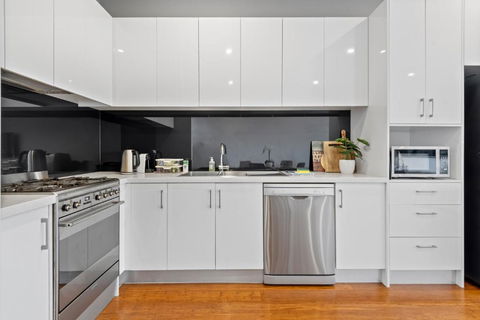 Modern 2-Bed Home In Brunswick With Courtyard - Darwin Holiday 2