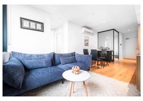 Modern 2BR In CBD With Pool And Gym - Darwin Holiday 0
