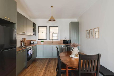 Modern 3-Bed Coastal Escape - Darwin Holiday 0