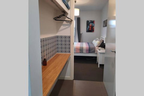 Modern 3 Bedroom Apartment, Beach, Surf & Shops - Darwin Holiday 3