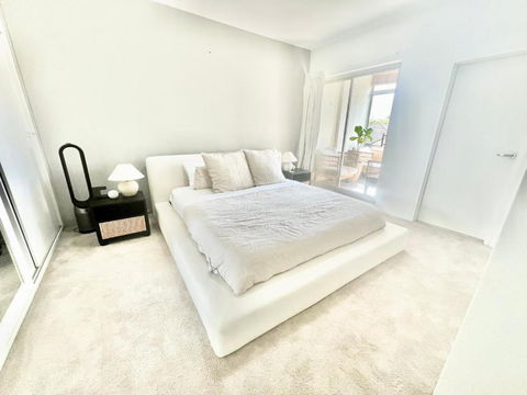 Modern 3BR Beachside Oasis - Darwin Holiday 1