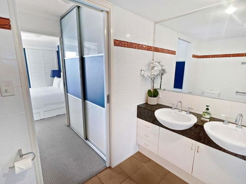 Modern Apartment In The Heart Of Cotton Tree - Darwin Holiday 3