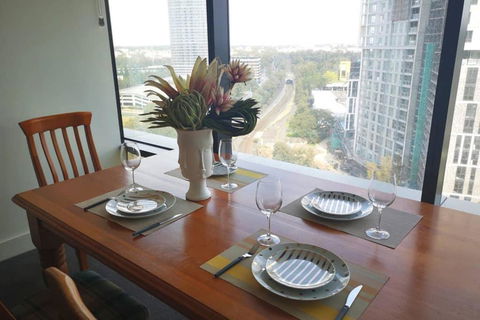 Modern Apartment+office W Parking @ Olympic Park - Darwin Holiday 0