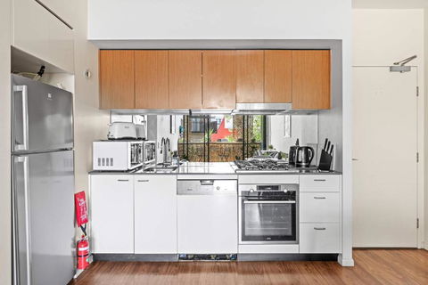 Modern Apt - Free Parking - Convenient Location - Darwin Holiday 3