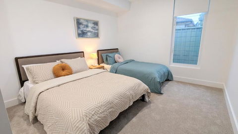 Modern Beach Haven - Darwin Holiday 3