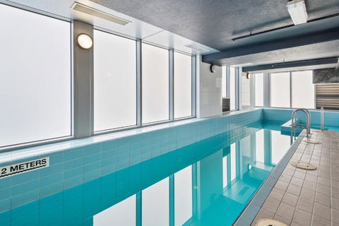 Modern City Convenience With Great Amenities - Darwin Holiday 1
