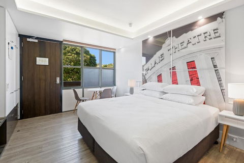 Modern Comfort And St Kilda Studio Stay - Darwin Holiday 0