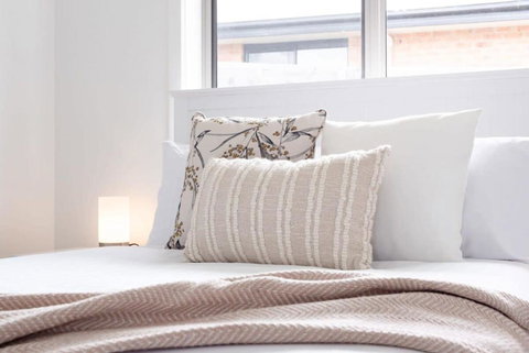 Modern Delight: Cosy Home With Parking - Darwin Holiday 1