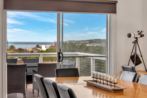Modern Elegance 27 Breckan Ave Victor Harbor - Darwin Holiday 3
